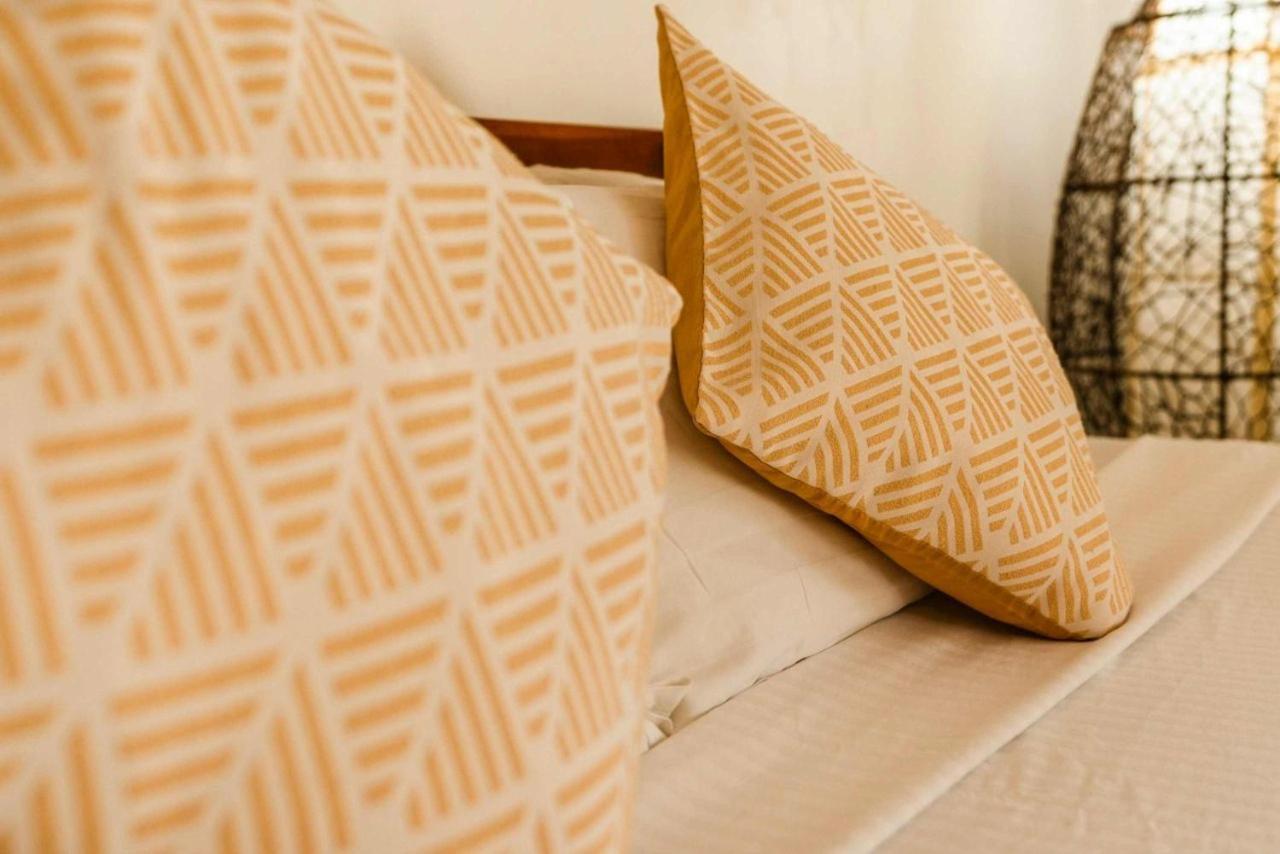 Romantic Beach Villas جنرال لونا المظهر الخارجي الصورة